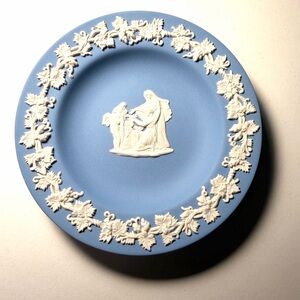 Wedgwood Blue Jasperware Pegasus Grapevine Small Plate/Trinket Dish From London